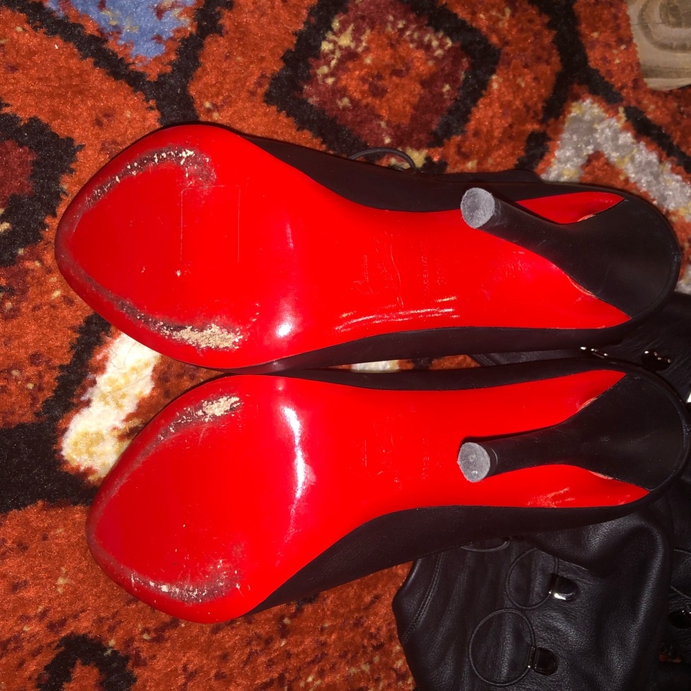 Authentic red bottoms - Picture 7 of 10